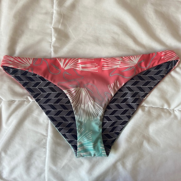 Hurley bikini bottom - Picture 1 of 4